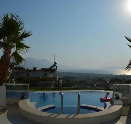 Yalcin * Kuşadası