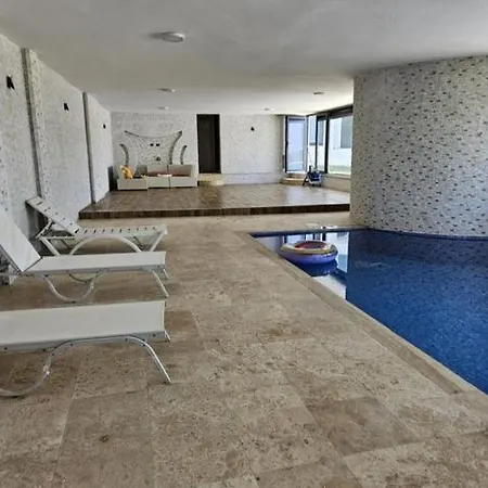 Vila Yalcin Kusadası