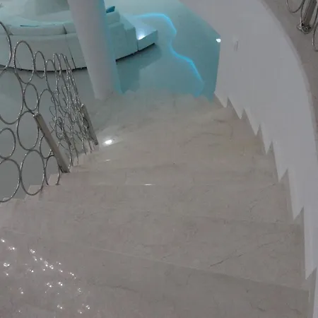 Yalcin Villa Kusadası